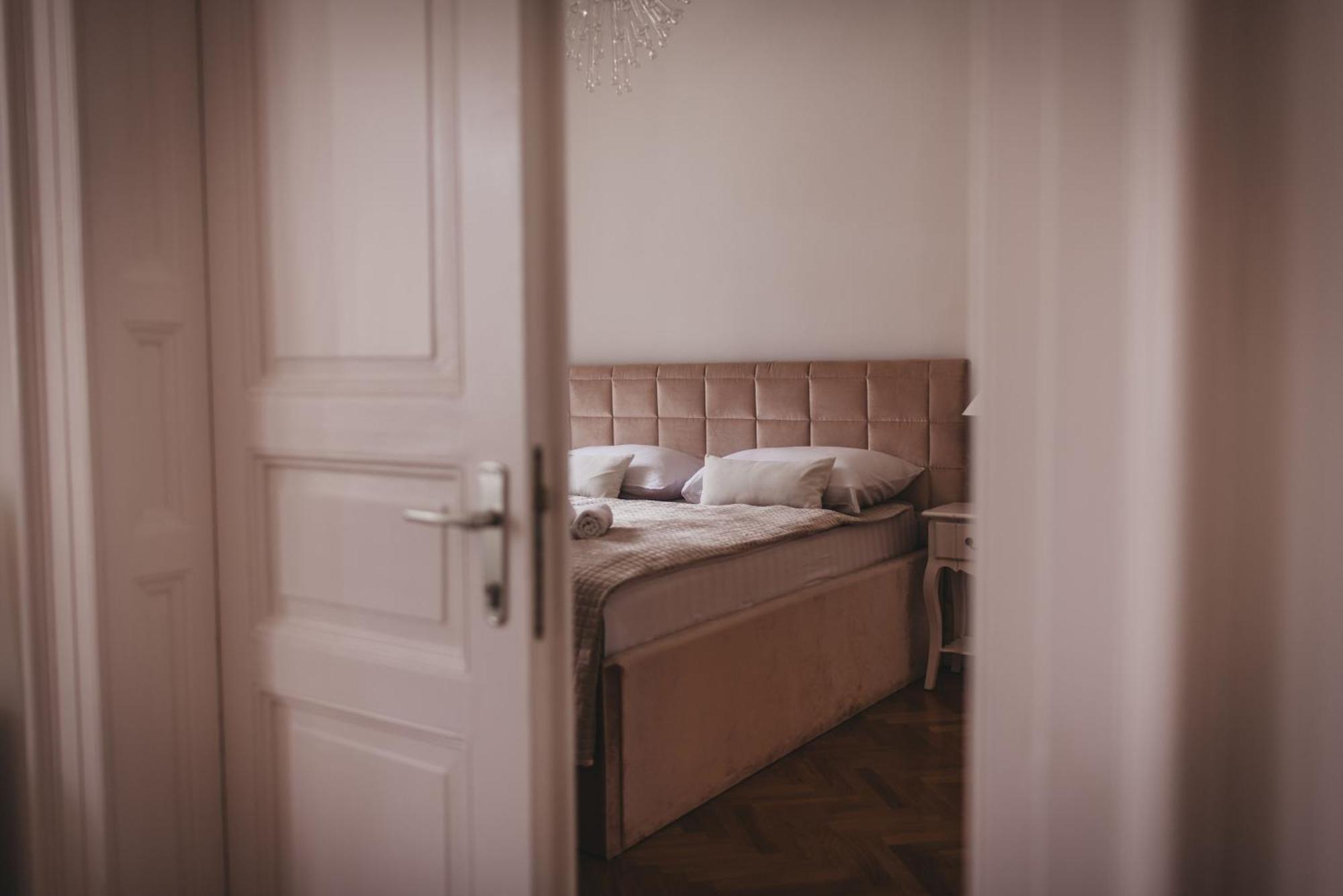 Ab Ljubljana - Prince Filip Apartment Экстерьер фото
